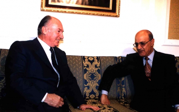 20011102syria03