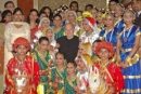 Hazar Imam together with performers  in the evening at the Jamati institutional dinner. Rafiq Khimani  2008-05-18
