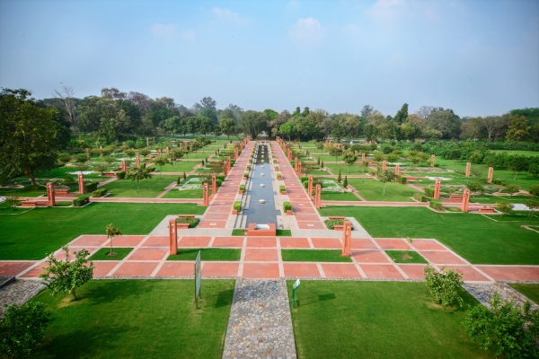 A lost garden emerges: Sunder Nursery, Delhi, India | Aga Khan Development Network Creator: Picasa 