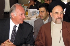 His Highness the Aga Khan speaks with Seyed Mohammad Khatami, President of the Islamic Republic of Iran at the International Con