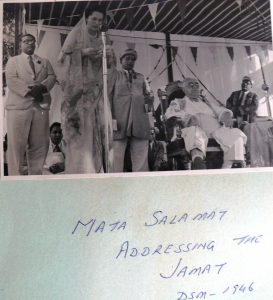 1900-2000-noorani-family-album-0251-dar-es-salaam-mata-salamt-addresses-the-jamat