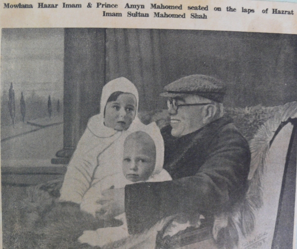 1900-2000-noorani-family-album-0281-aga-khan-iii-with-prince-karim-and-amyn