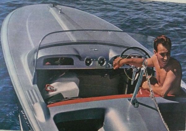 1900-2000-noorani-family-album-0311-aga-khan-iv-boating-1960s