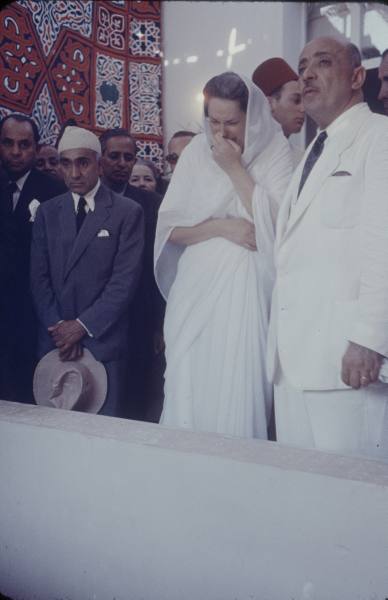 195707-AK3-Funeral-003 195707-AK3-Funeral-003