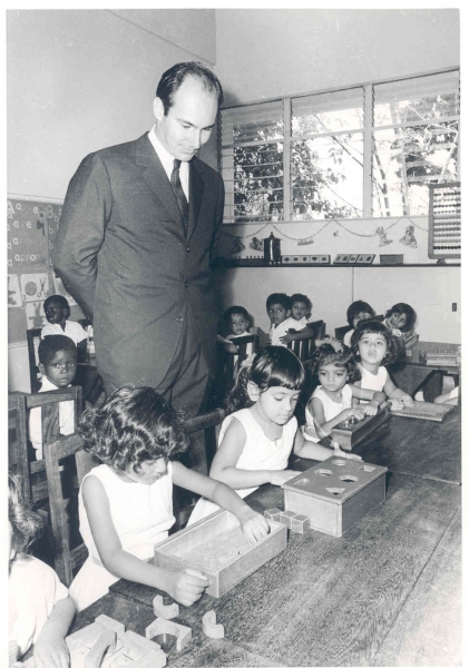 19661025school