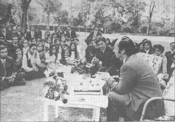1972-unistuds