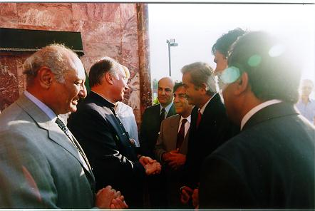 2000-12-16-pakist57