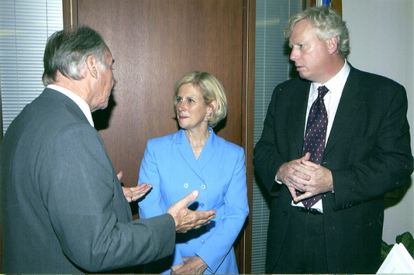 2004-06-18 mayor-p4