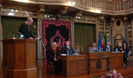 The President of the Academy of Sciences, Professor Arantes e Oliveira, speaking at the Investiture Ceremony of His Highness as 