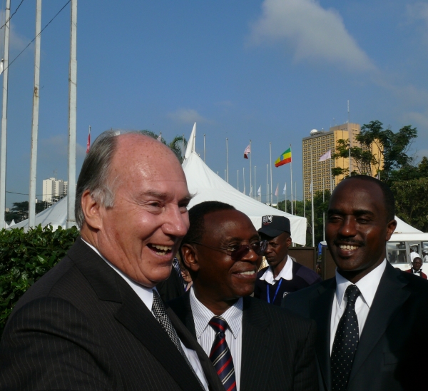 2010-03-18-and-19-media-conference-nairobi-nation-50-years-aga-khan-with-kiboro-and-linus-p1090901 2010-03-18-and-19-media-conference-nairobi-nation-50-years-aga-khan-with-kiboro-and-linus-p1090901