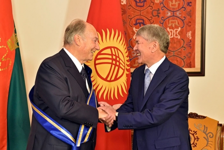 His Highness the Aga Khan was presented the Order of Danaker by His Excellency Almazbek Atambayev, President of the Kyrgyz Repub