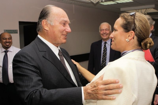 Loving photo of Hazar Imam with daughter Princess Zahra