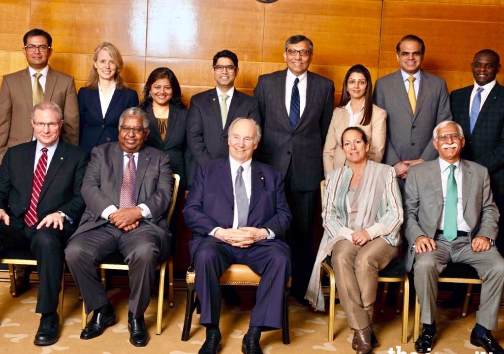 Hazar Imam with AKU Board of Trustees, leaders of the Jamat and AKDN and Portuguese universities  delegates   2019-04-13