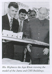 H.H. The Aga Khan viewing the models of the Juma and the CHS Building  1997-11-26
