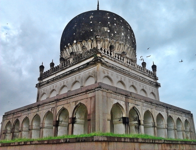 Quli Qutb Shah's Tomb