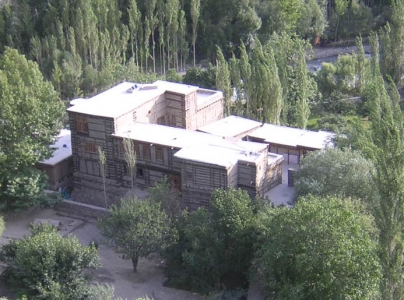 Shigar-Outside-dscn4990