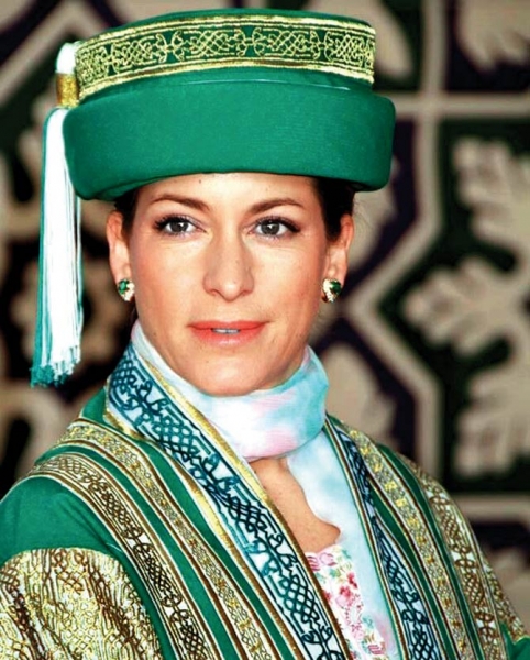 Princess Zahra in full regalia of Aga Khan University Pakistan