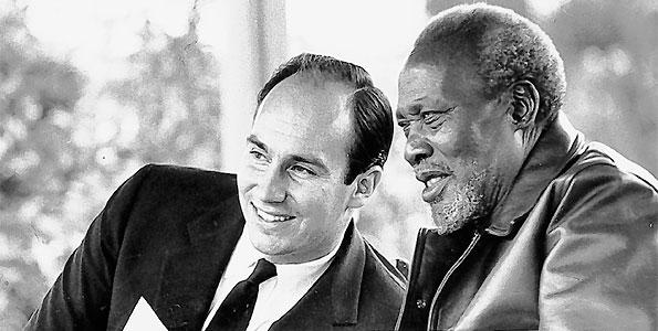 Mzee Jomo Kenyatta speaking with His Highness The Aga Khan. The latter was put between a rock and a hard place when Kenyatta sug