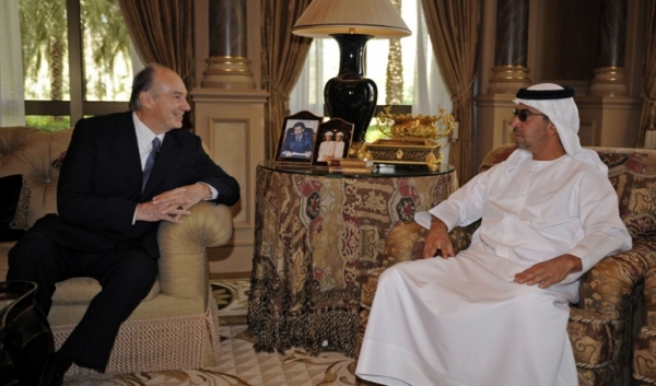 His Highness the Aga Khan in discussion with His Highness Sheikh Hamdan Bin Zayed Al Nahyan, Deputy Prime Minister of the United