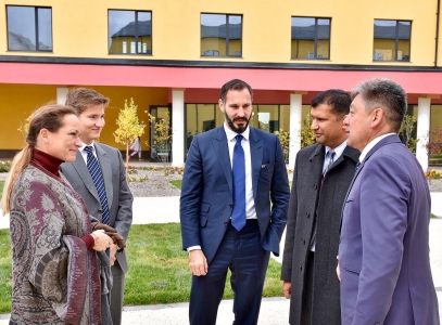 Noorani children in Kyrgyzstan for inauguration of UCA campus in Naryn 2016-10-19