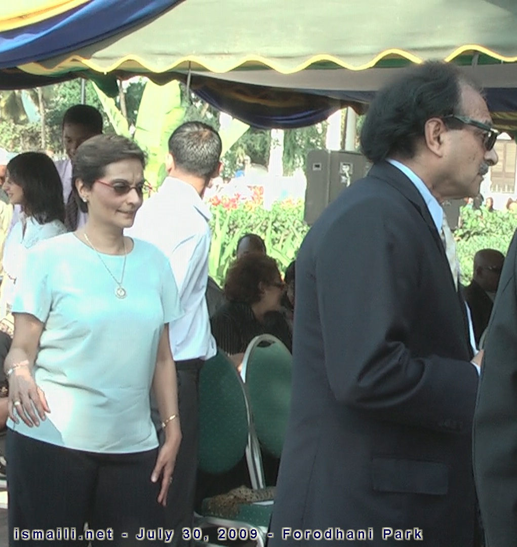 2009 07 30 Forodhani Aziz Dtb Ceo Nasim Devji