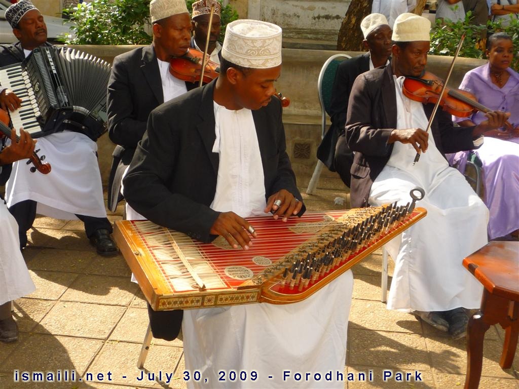 2009 07 30 Forodhani Serena Zanzibar P1010174