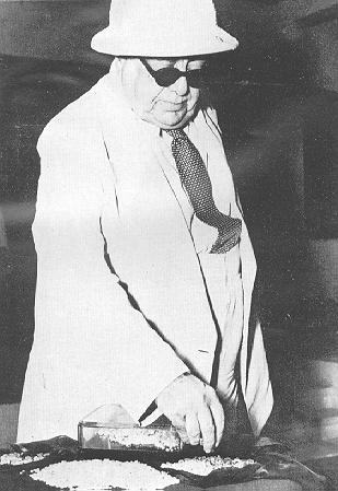 Aga Khan III  107msms