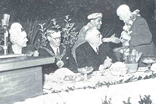 Aga Khan III  265msms