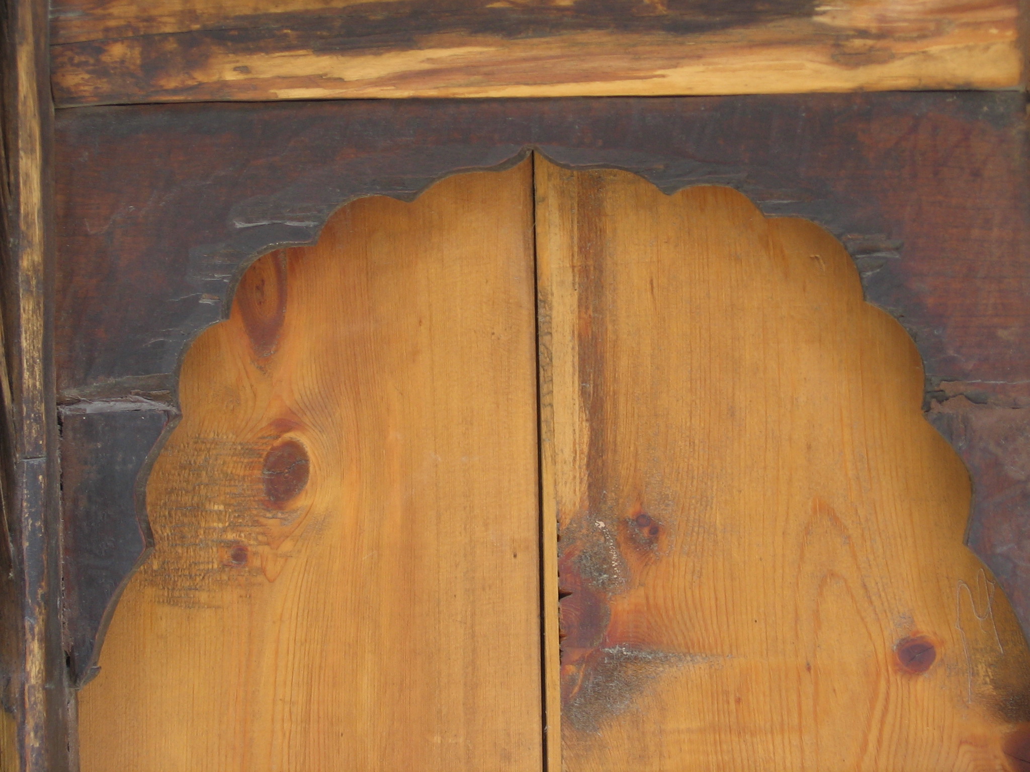 Shigar Antiques Img_0222