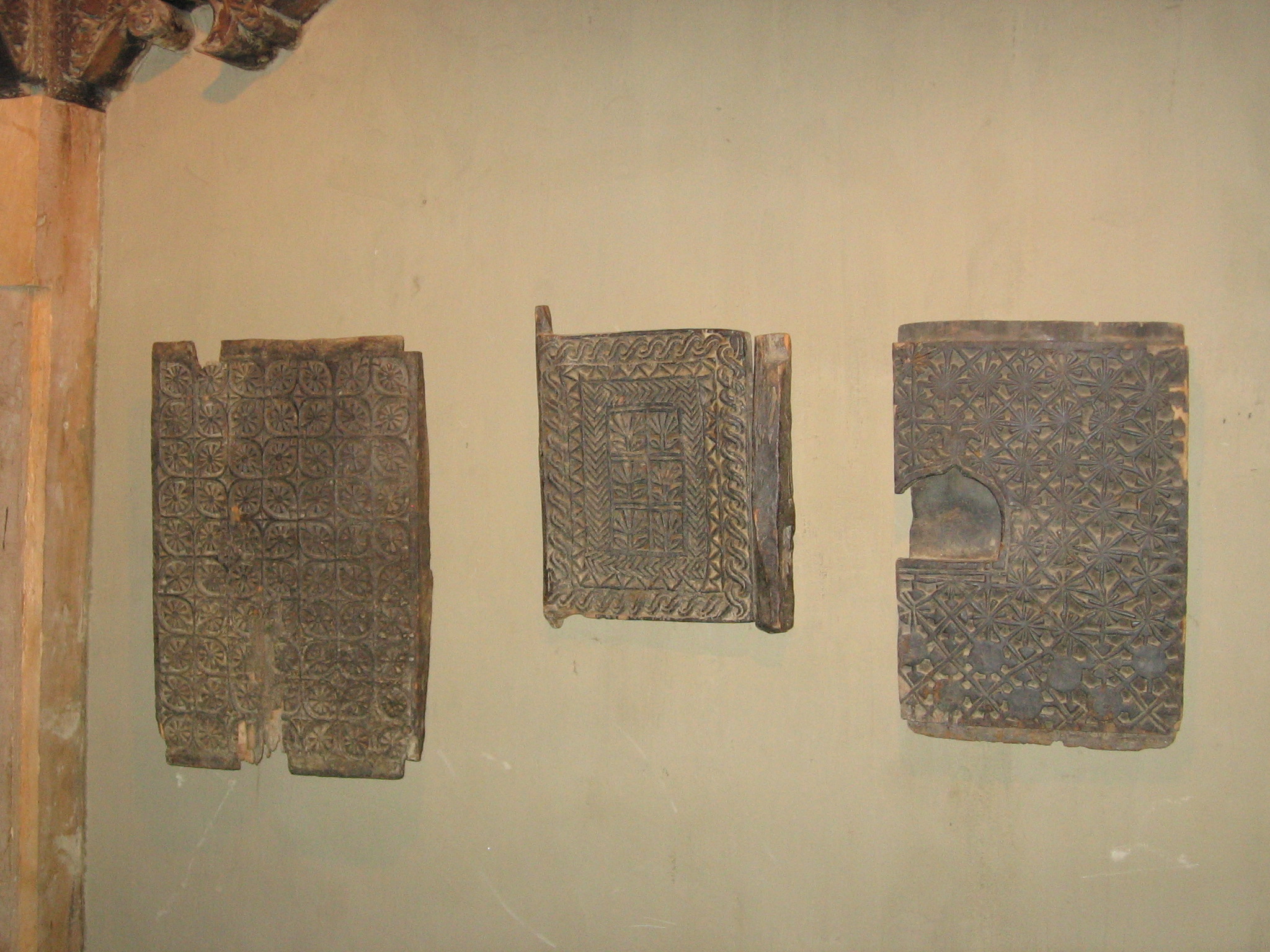 Shigar Antiques Img_0254