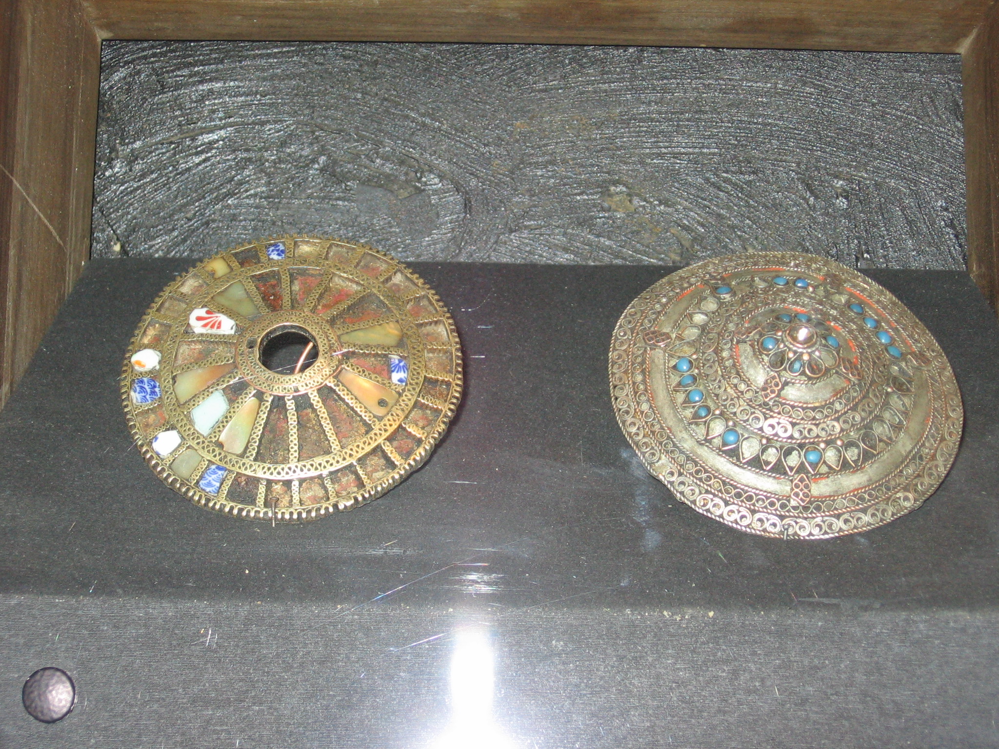 Shigar Antiques Img_0275