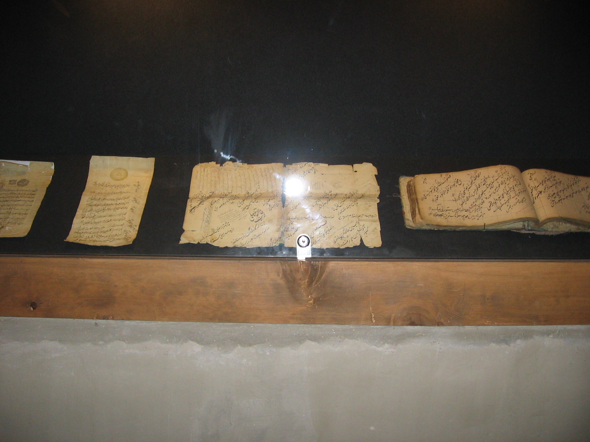 Shigar Antiques Img_0279