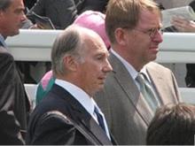 Aga Khan at Chantilly Watching Horse Behkabad Race - 2010-06-06