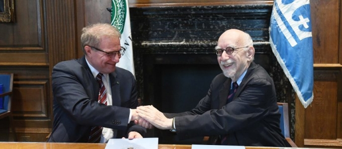 AKU & Columbia U announce dual master’s degree 2020-03-12