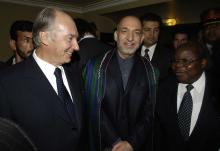 Aga Khan awarded Carnegie medal - AGA KHAN RECIEVES CARNEGIE MEDAL - 2005-10-04