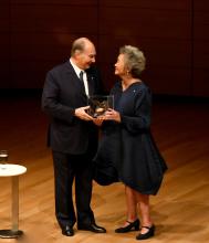 Inaugural Adrienne Clarkson Prize for Global Citizenship Awarded to the Aga Khan for His Commitment to Advancing Pluralism 2016-