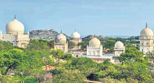 Qutb Shahi tombs back to days of yore