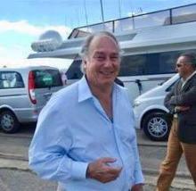 The Aga Khan, a jet-setter who mixes business and Islam   2007-07-09